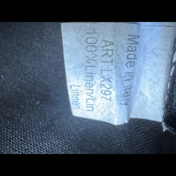 VGUC Linen Tops with Eyelet Trim - SET OF TWO - Picture 14 of 16